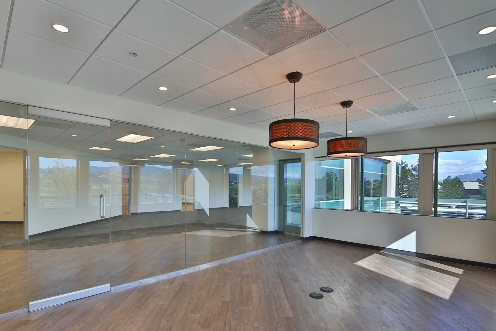 Valencia Corporate Plaza — Lease in Santa Clarita, CA, photo 7 of 8