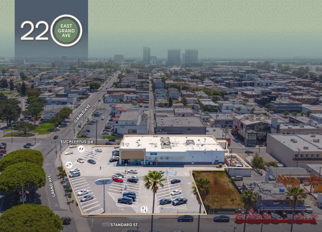Retail in El Segundo, CA — Lease in El Segundo, CA, photo 1 of 8