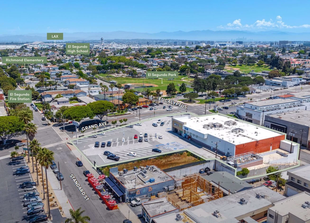 Retail in El Segundo, CA — Lease in El Segundo, CA, photo 4 of 8
