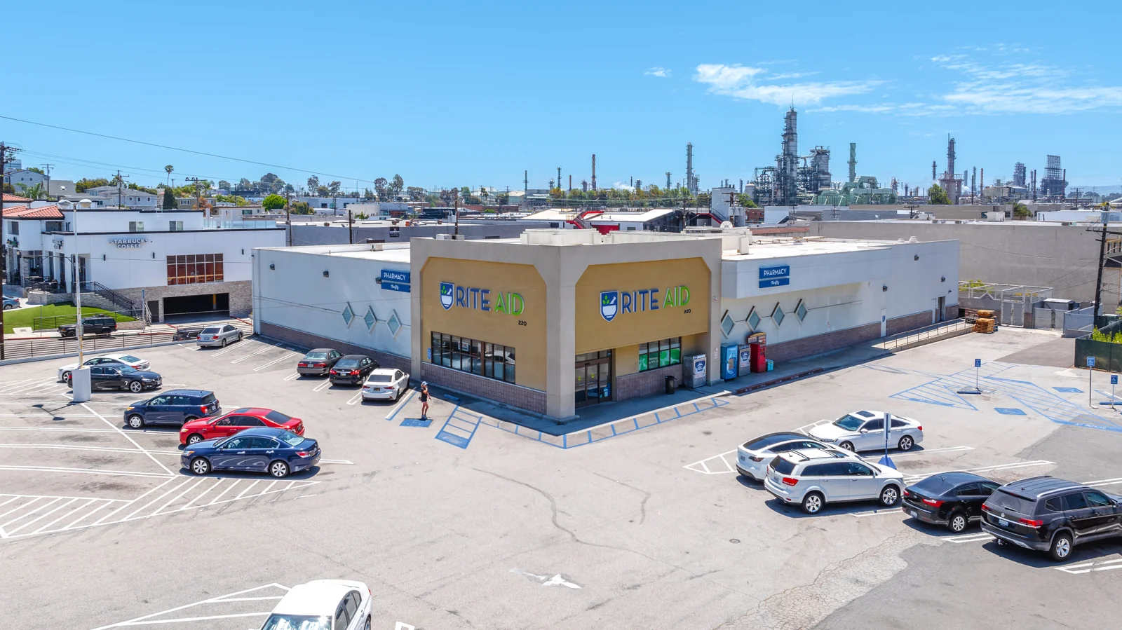 Retail in El Segundo, CA — Lease in El Segundo, CA, photo 6 of 8