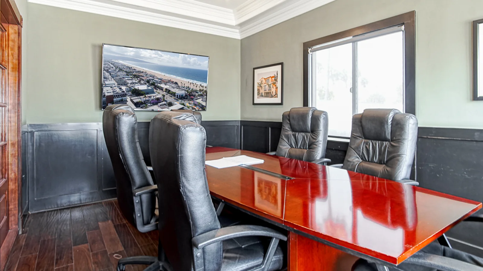 Office in Redondo Beach, CA - photo 3 - Redondo Beach, CA
