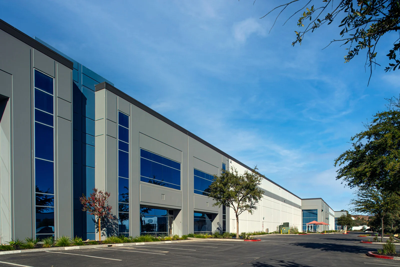 Valencia Commerce Center - photo 2 - Valencia, CA