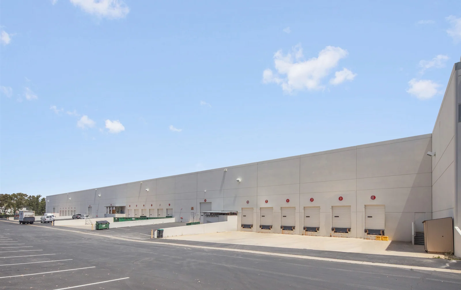 Valencia Commerce Center - photo 4 - Valencia, CA