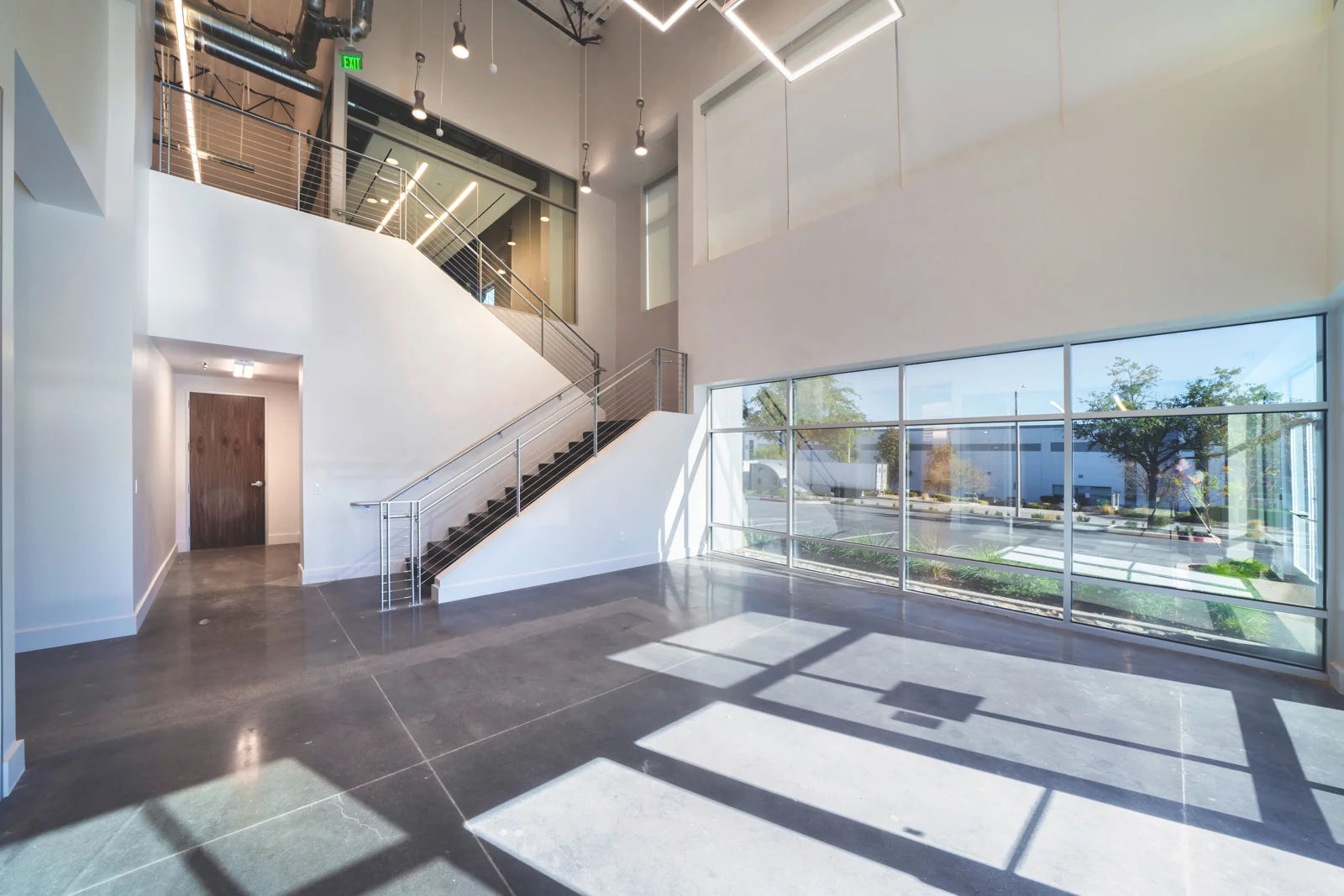 Valencia Commerce Center - photo 5 - Valencia, CA