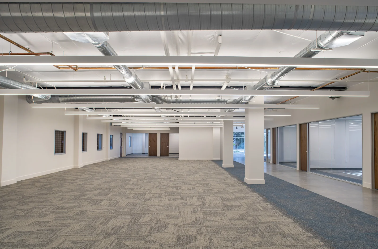 Valencia Commerce Center - photo 9 - Valencia, CA