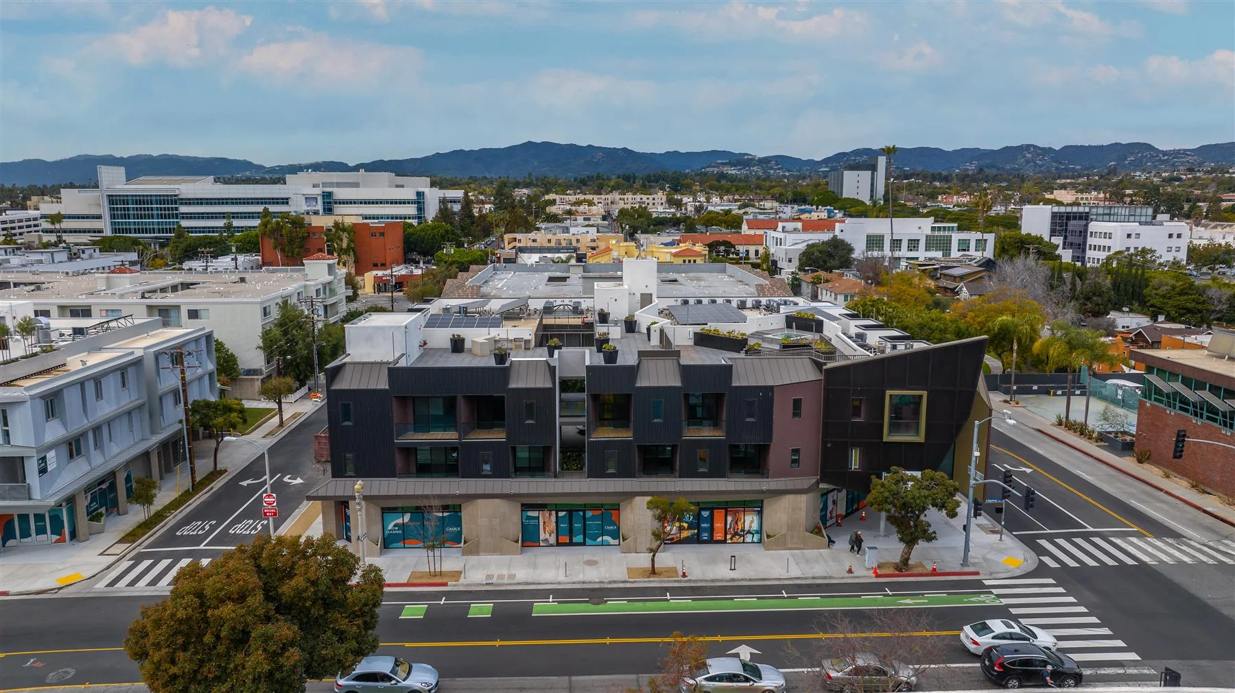The Charlie — Lease in Santa Monica, CA, photo 5 of 8