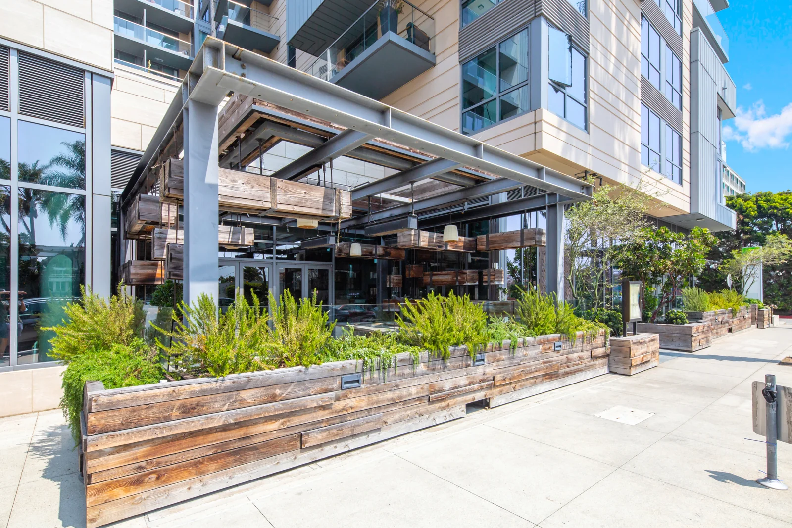 1755 Ocean Ave - photo 3 - Santa Monica, CA