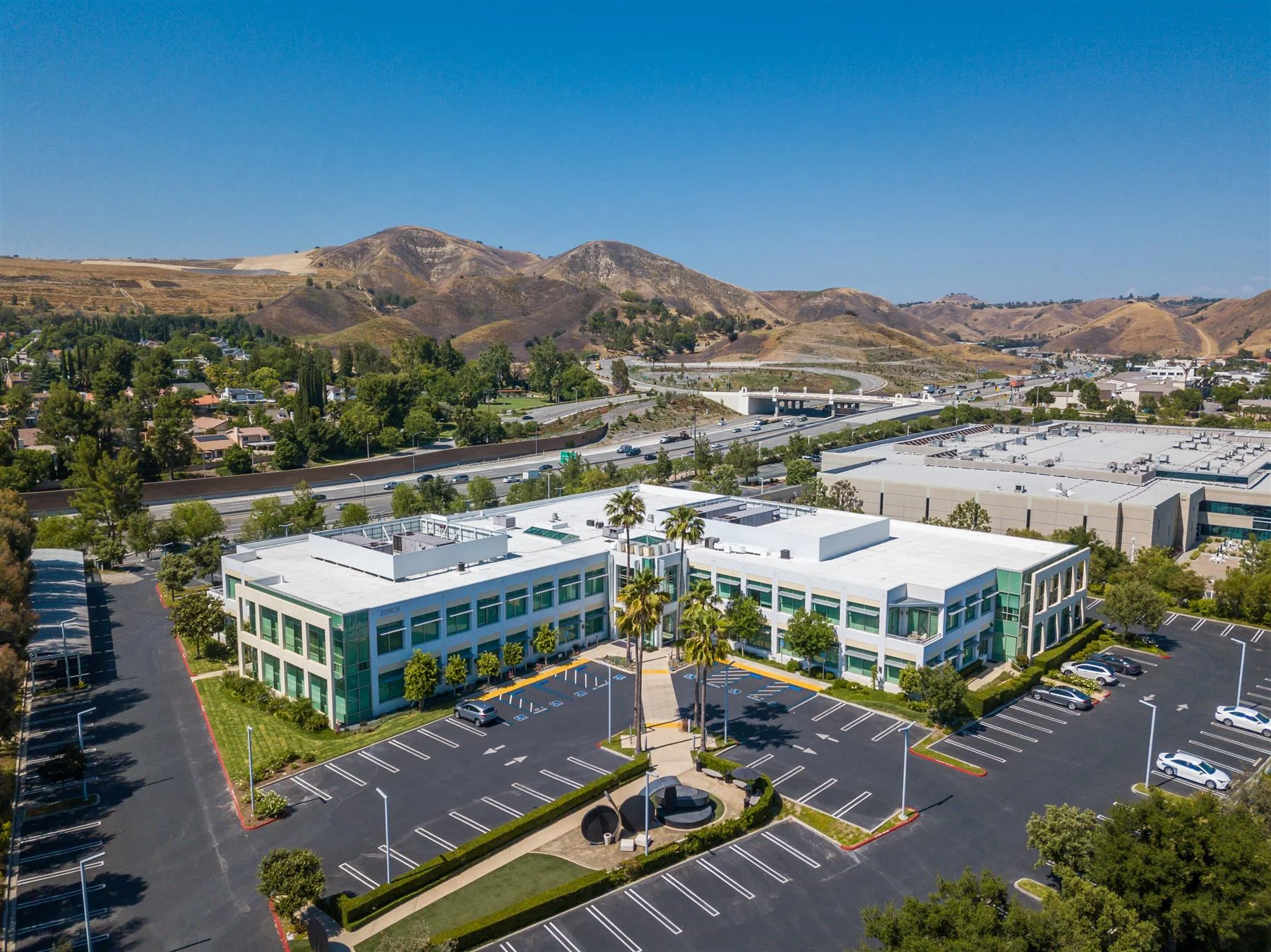 Calabasas Point — Lease in Calabasas, CA, photo 6 of 6