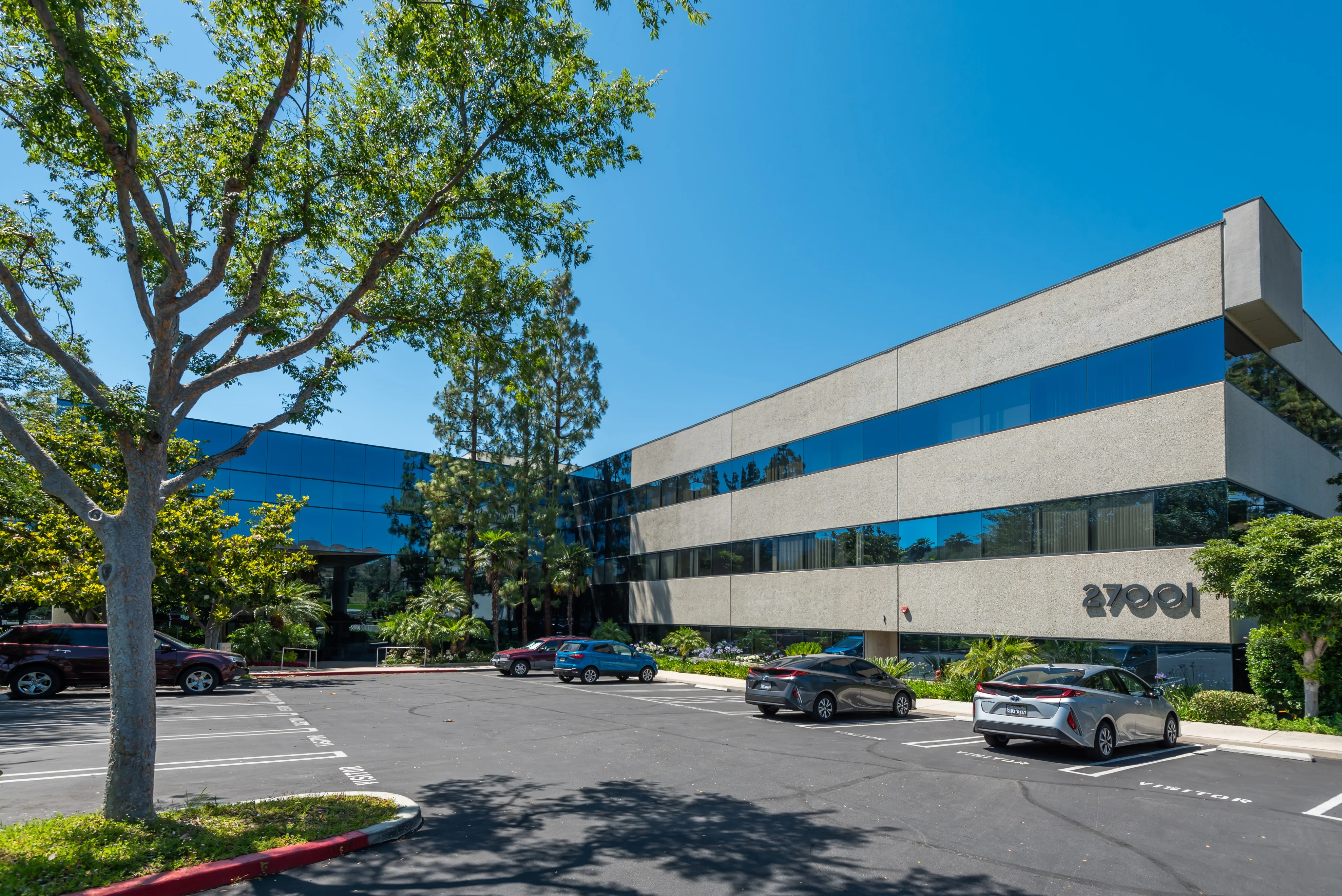 Corporate Point — Lease in Calabasas, CA, photo 2 of 6