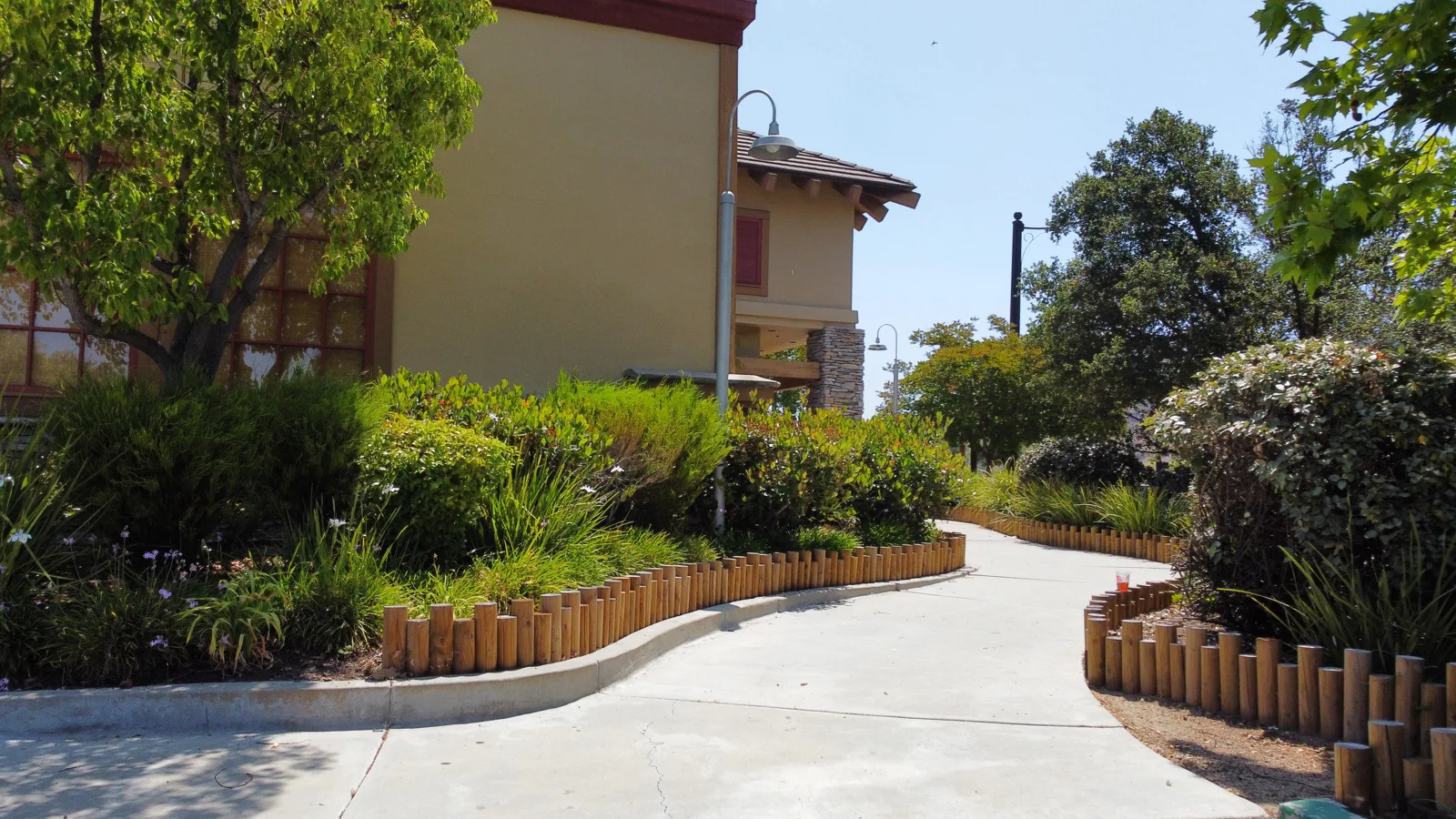 29271 Agoura Road - retail in Agoura Hills, CA