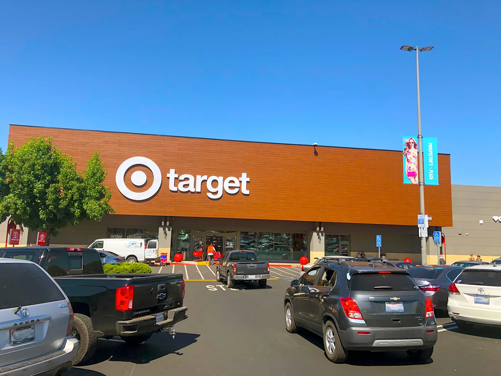 Prospector's Plaza — Lease in Placerville, CA, photo 4 of 6