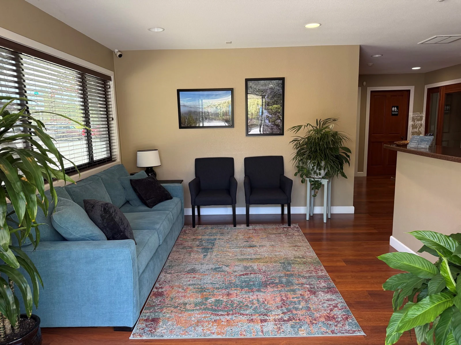 Office in Auburn, CA — Lease in Auburn, CA, photo 2 of 6