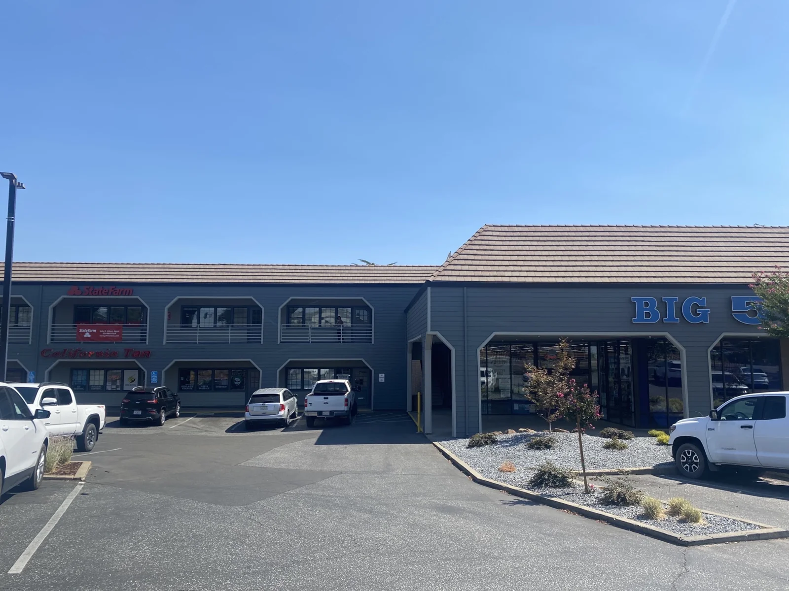 Big 5 Center — Lease in Auburn, CA, photo 1 of 1