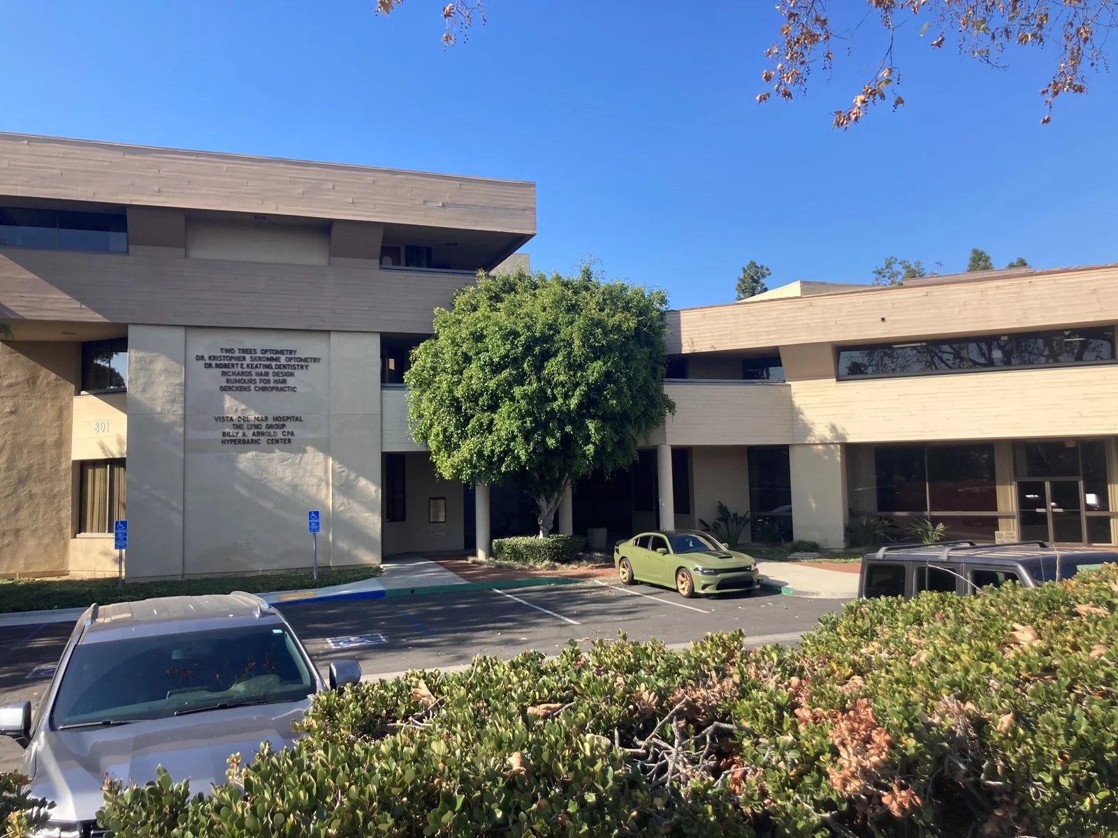 Office in Ventura, CA — Lease in Ventura, CA, photo 2 of 4
