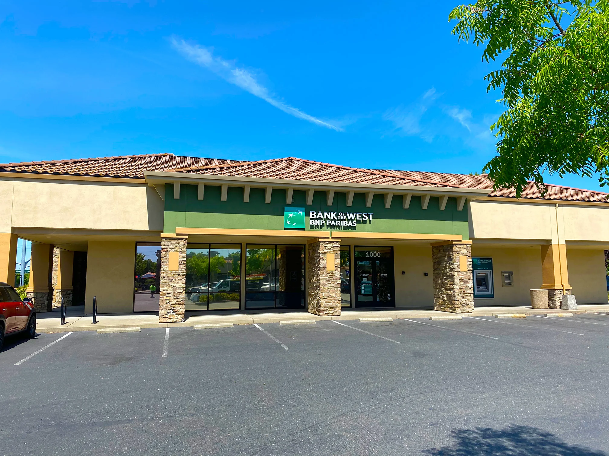 Folsom Square — Lease in Folsom, CA, photo 5 of 8