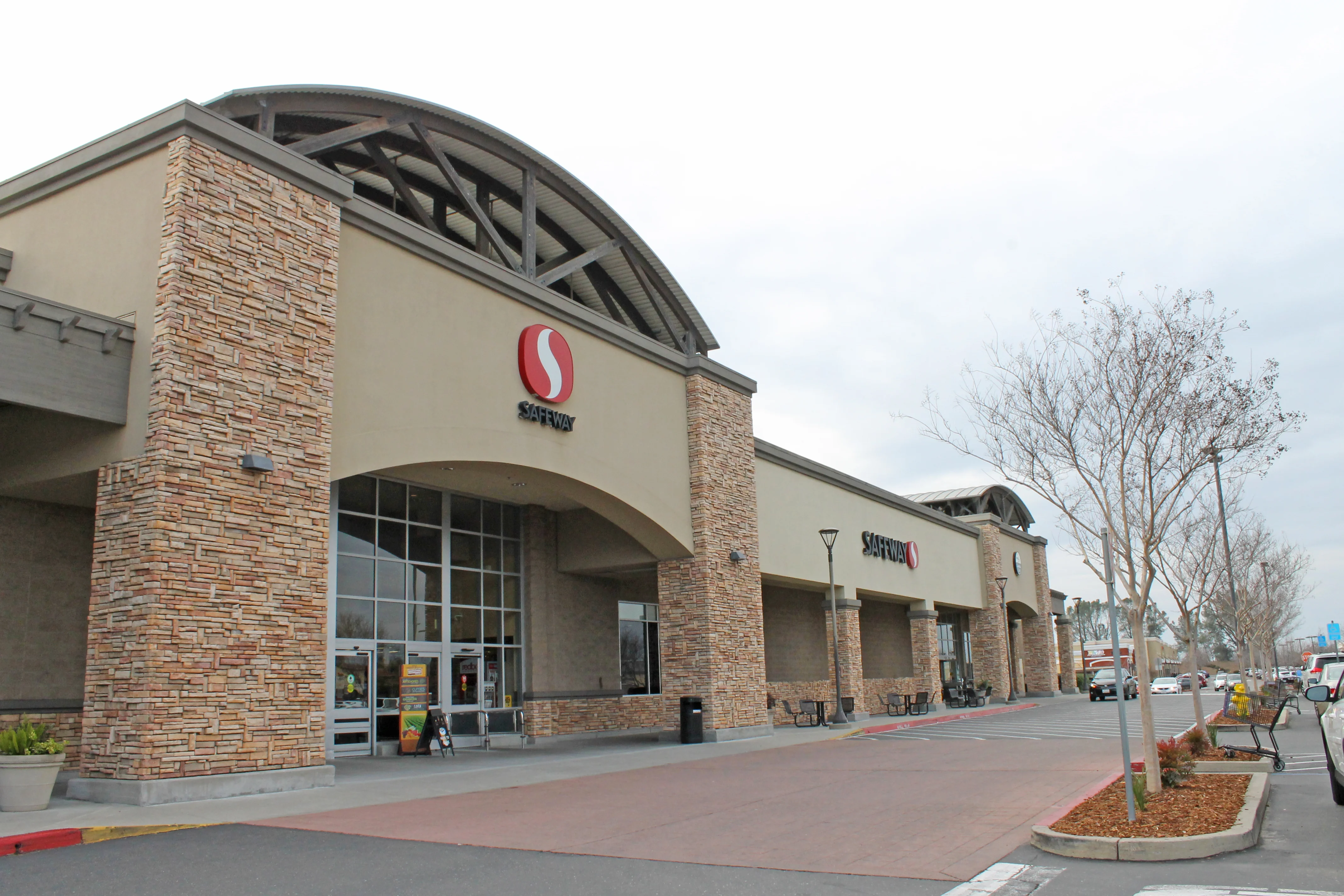 Prairie City Crossing — Lease in Folsom, CA, photo 2 of 7