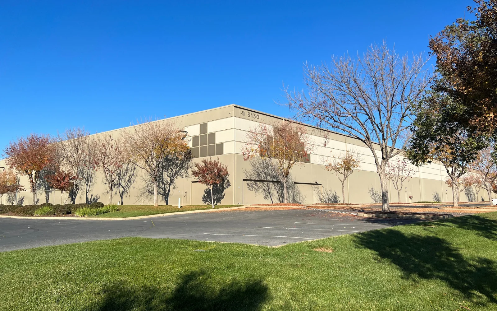 FlexIndustrial in Lincoln, CA — Lease in Lincoln, CA, photo 1 of 2