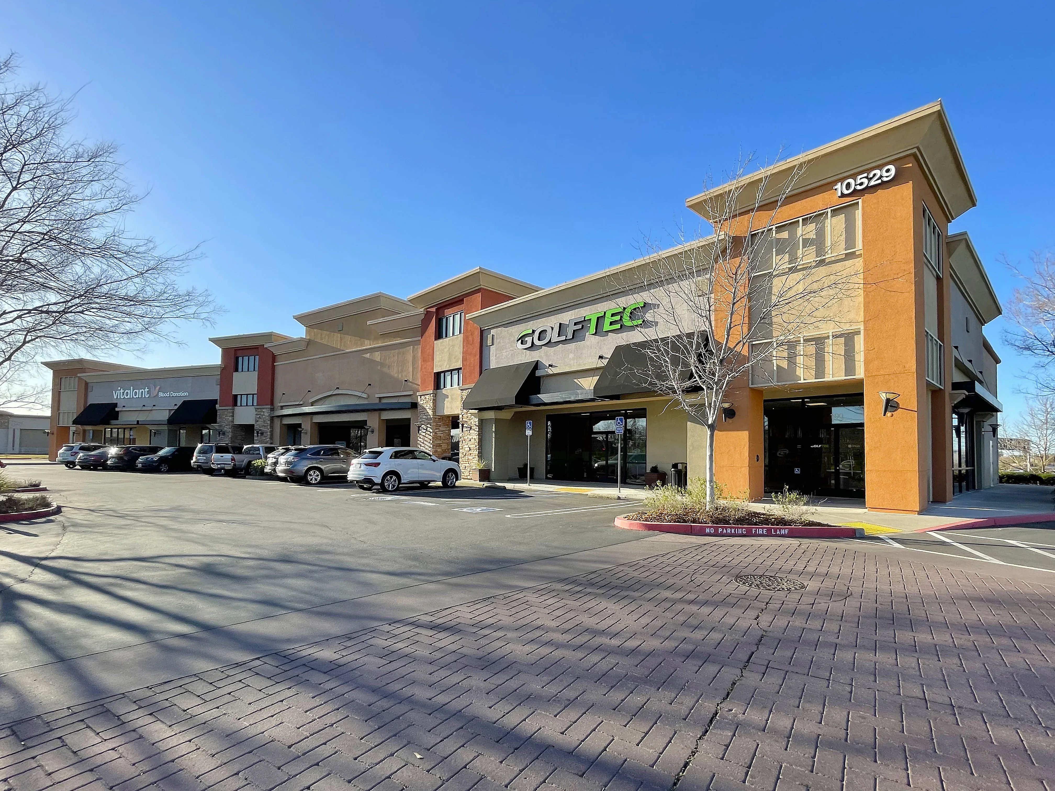 Roseville Crossings — Sale in Roseville, CA, photo 1 of 7