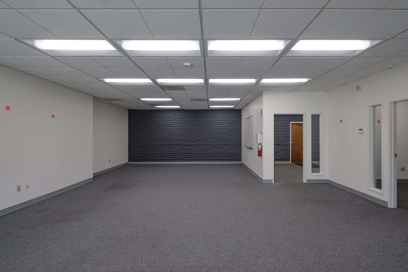 730 Howe Ave - photo 7 - Sacramento, CA