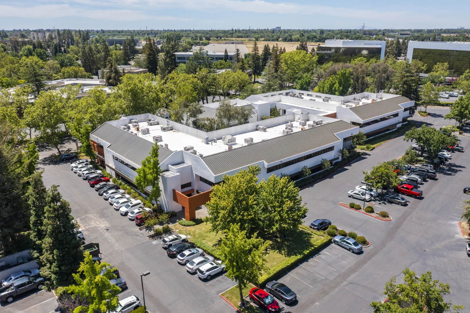 1451 River Park Drive - photo 5 - Sacramento, CA