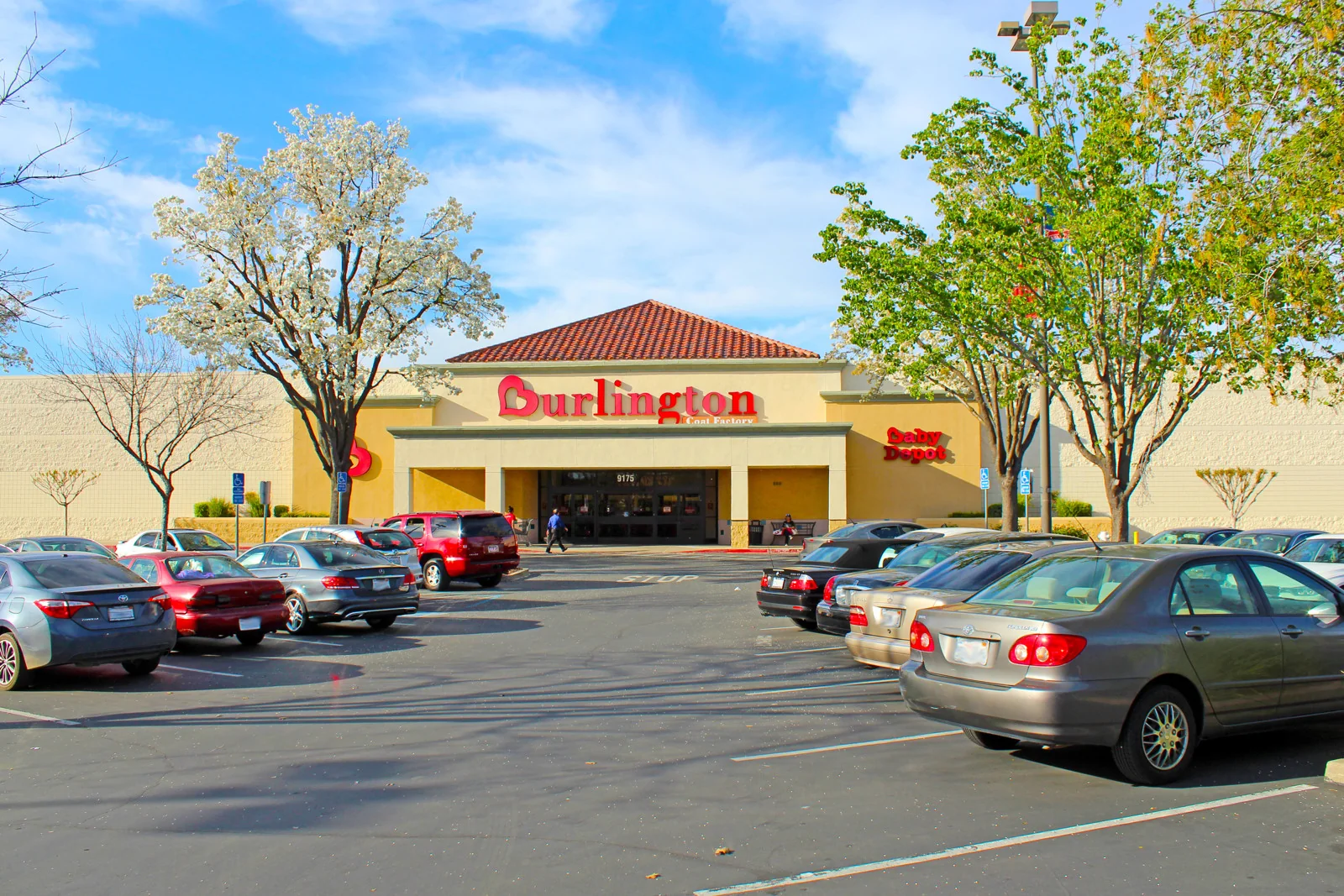 Marketplace 99 — Lease in Elk Grove, CA, photo 3 of 4