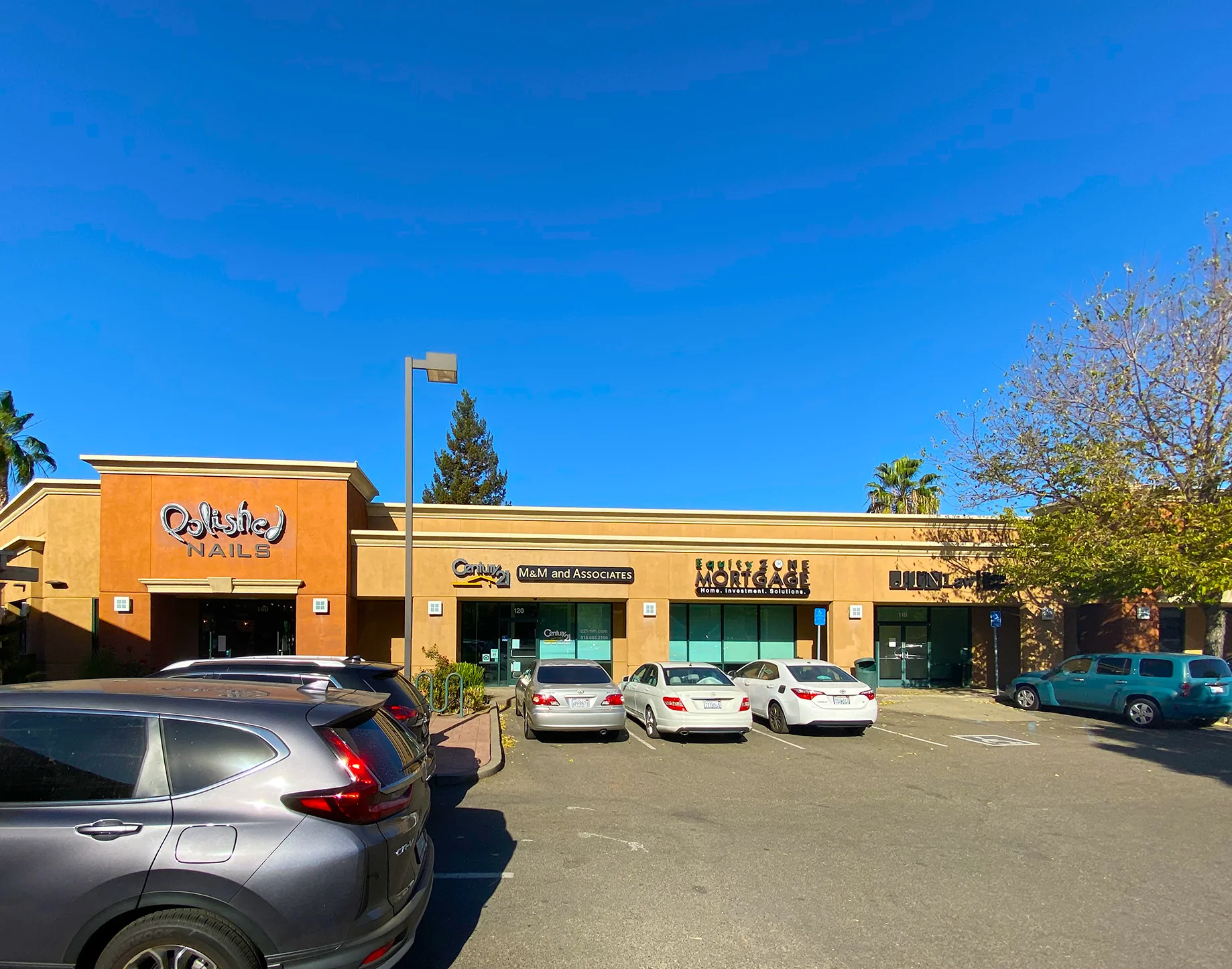 Laguna Trenholm Plaza — Lease in Elk Grove, CA, photo 2 of 5