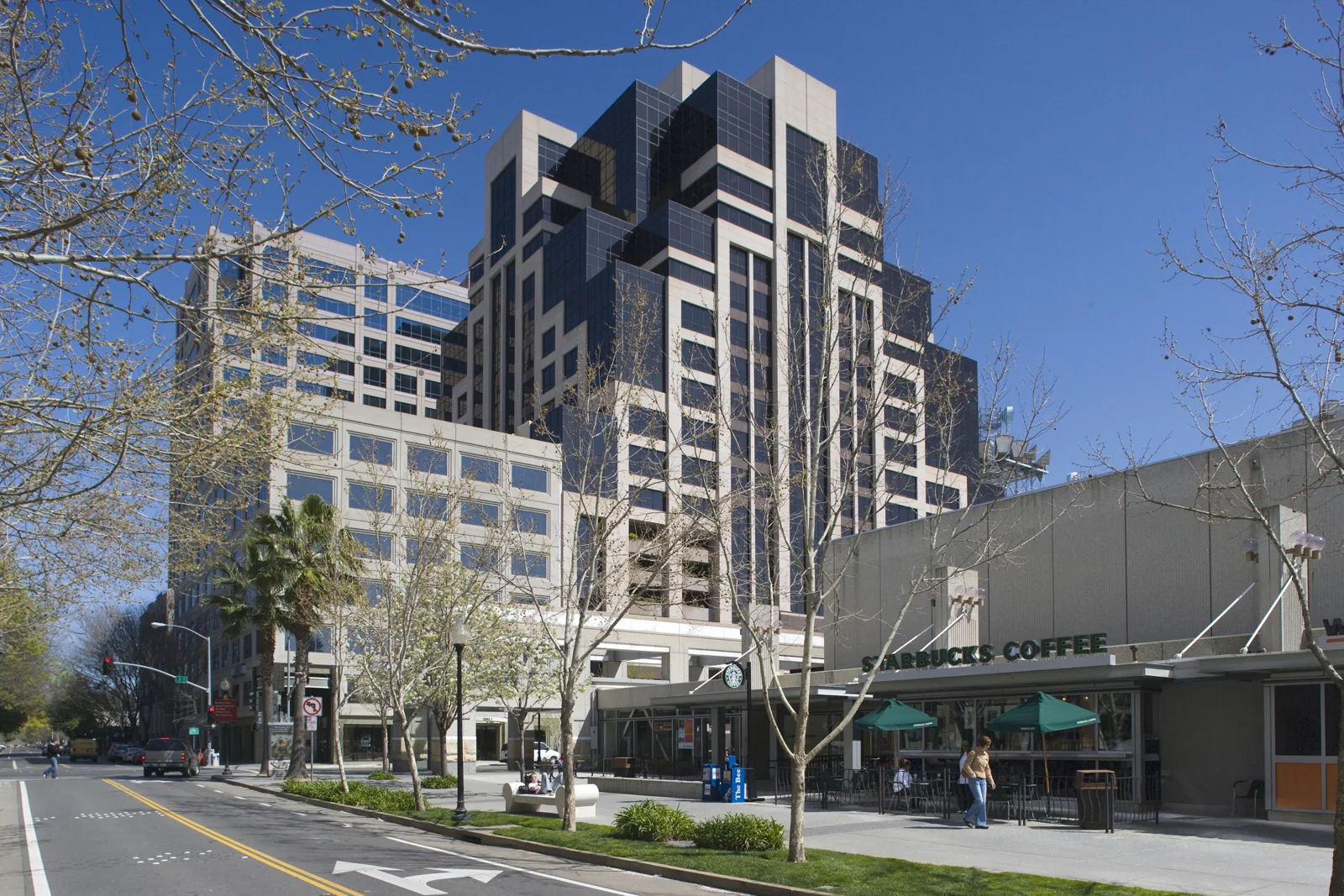 Office in Sacramento, CA - photo 3 - Sacramento, CA