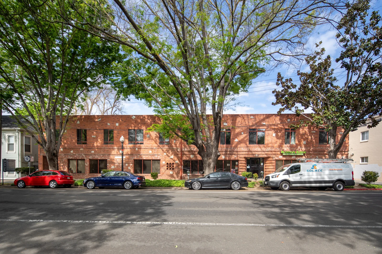 Office in Sacramento, CA - photo 5 - Sacramento, CA