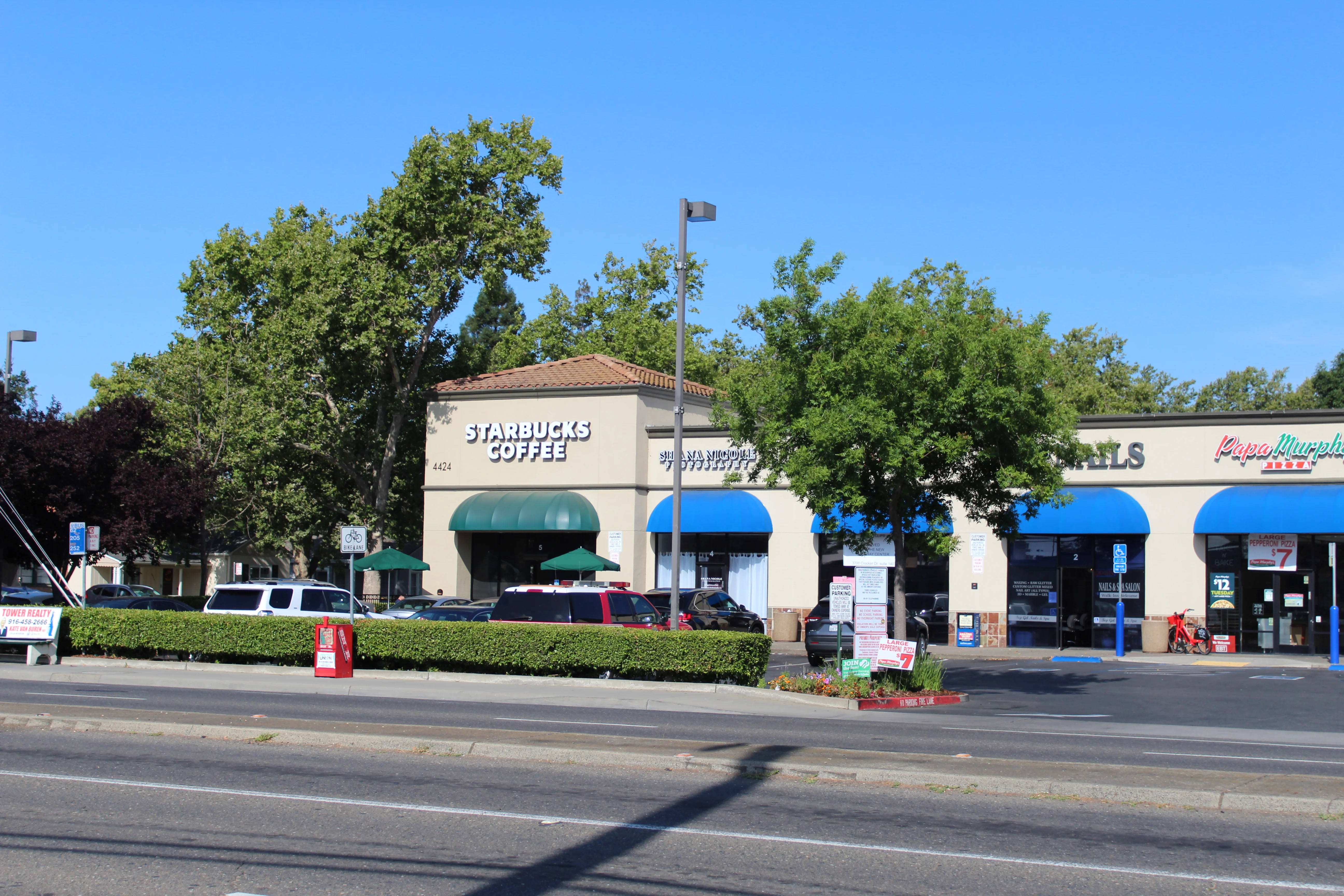 Sutterville Square