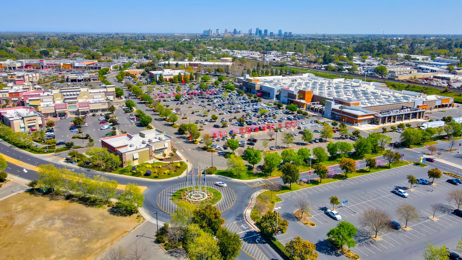 Riverpoint Marketplace - retail in West Sacramento, CA