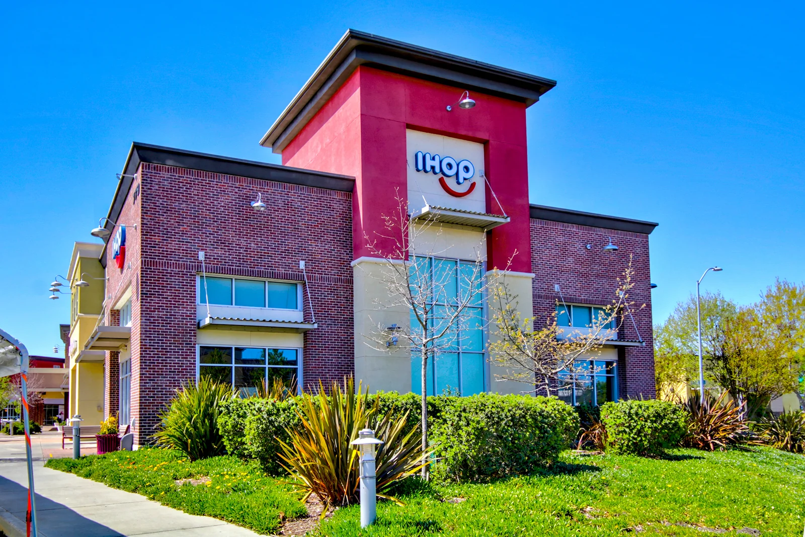 Riverpoint Marketplace - photo 8 - West Sacramento, CA