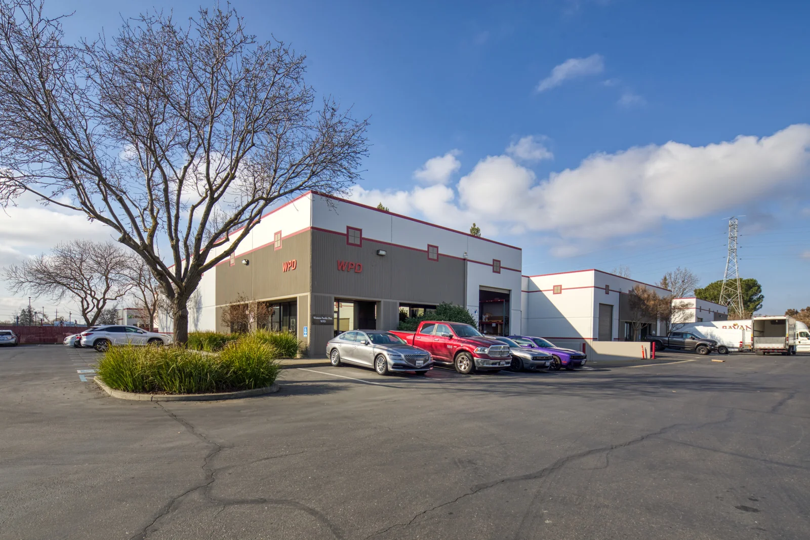 Industrial in West Sacramento, CA — Lease in West Sacramento, CA, photo 1 of 5