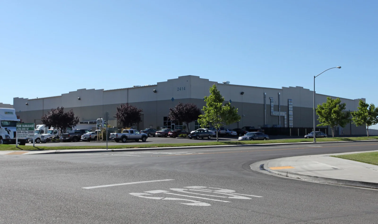 Industrial in Stockton, CA — Lease in Stockton, CA, photo 1 of 8