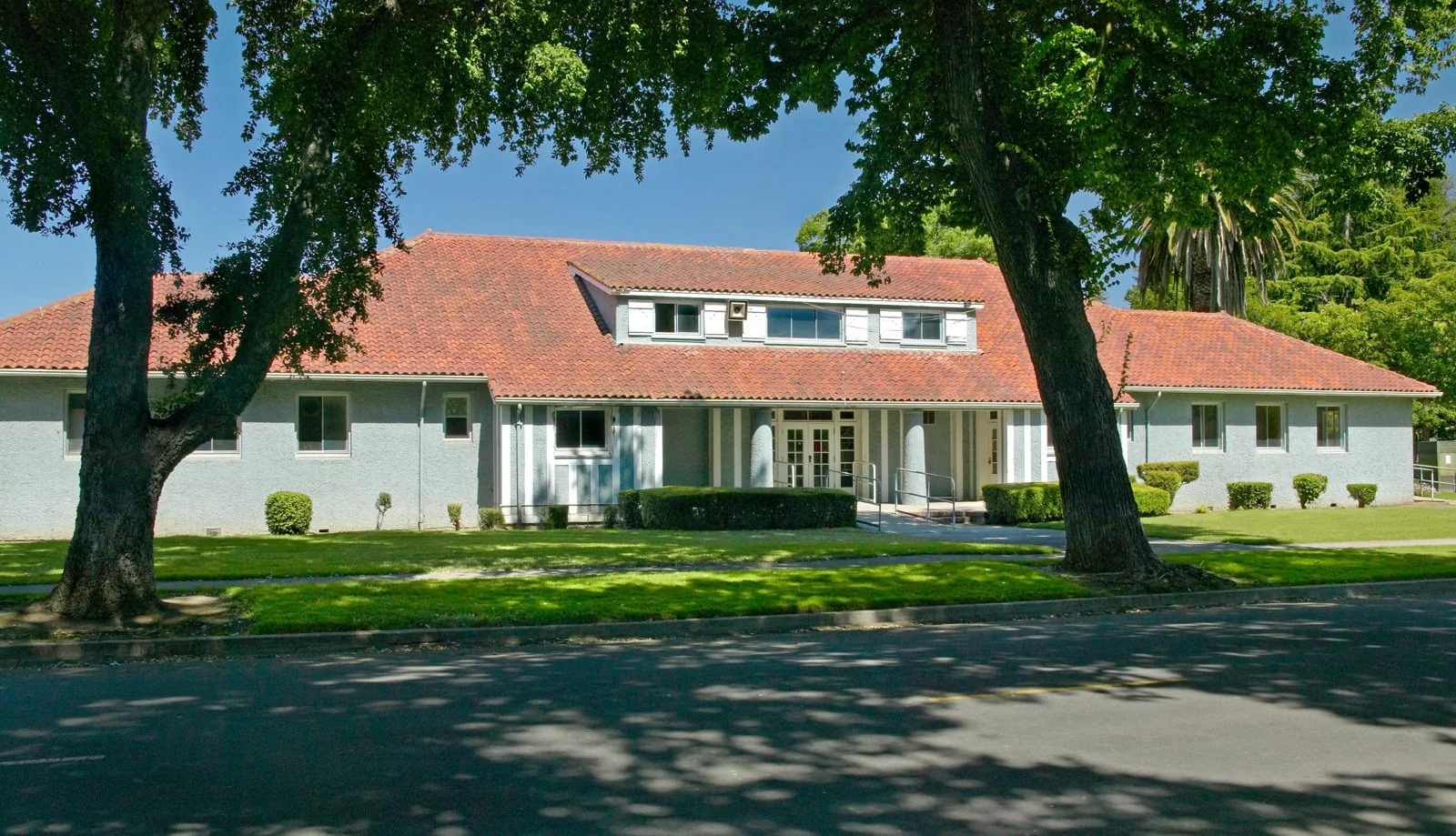 Elm Center - photo 1 - Stockton, CA