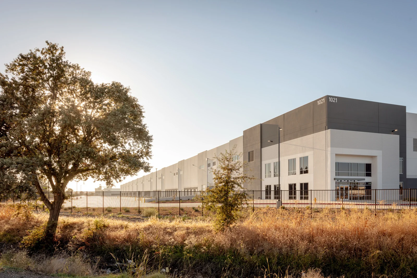 Central Industrial Center — Lease in Stockton, CA, photo 3 of 4