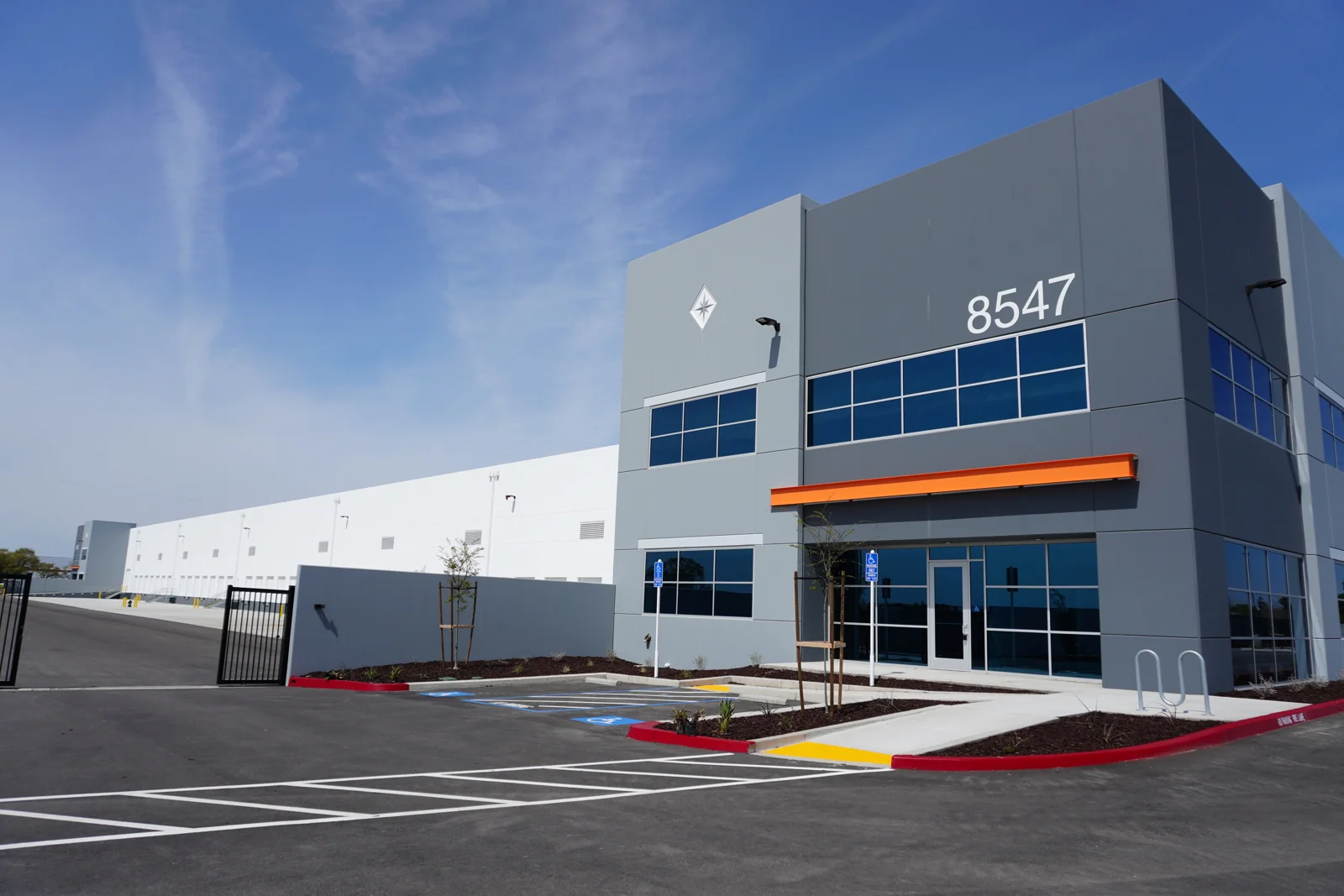 Stockton Airport Logistics Center — Lease in Stockton, CA, photo 1 of 8