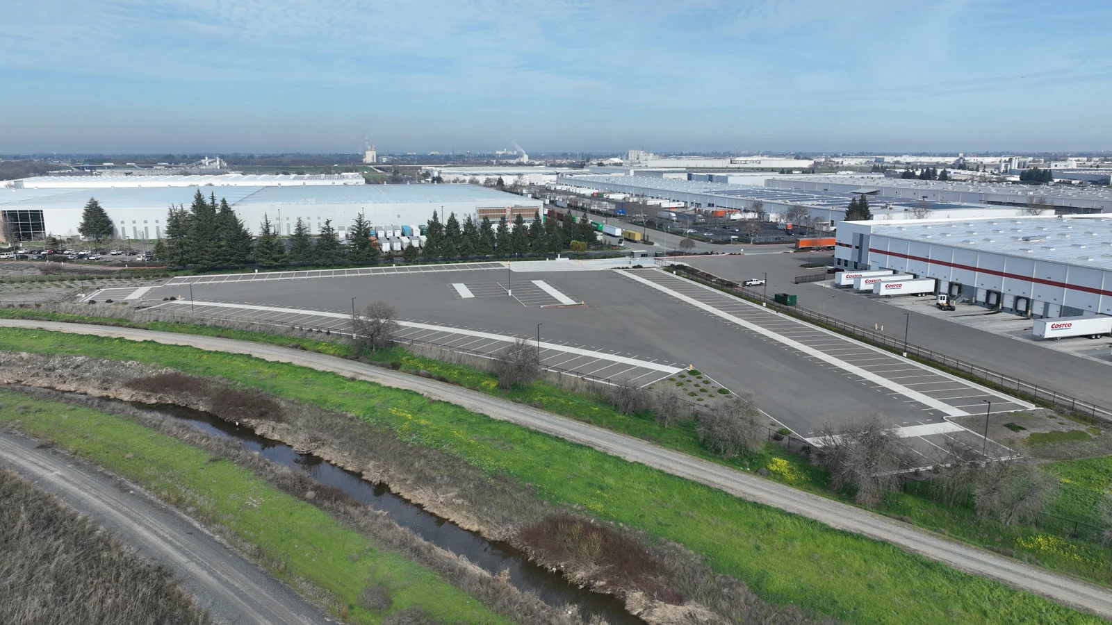Land in Stockton, CA — Lease in Stockton, CA, photo 2 of 3