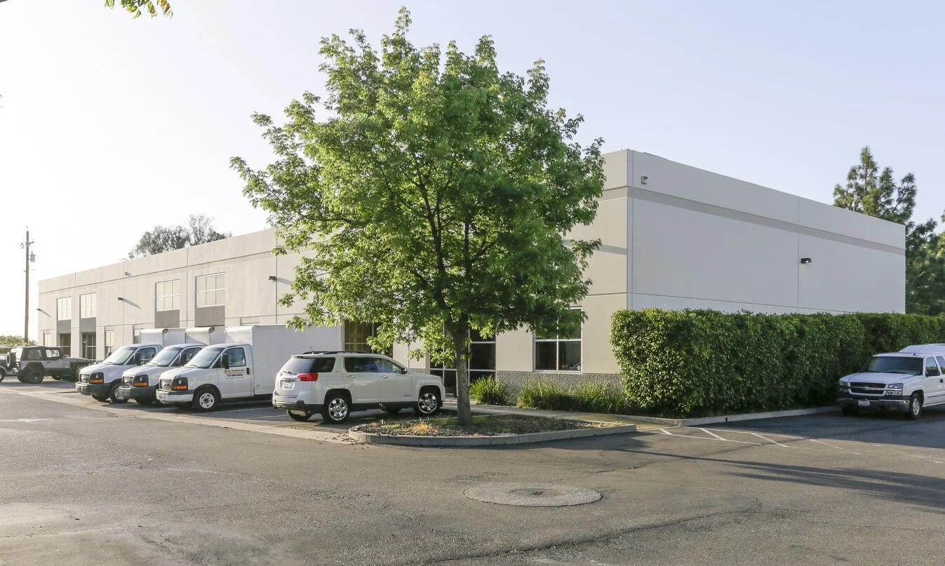 905 Cotting Lane — Lease in Vacaville, CA, photo 1 of 2