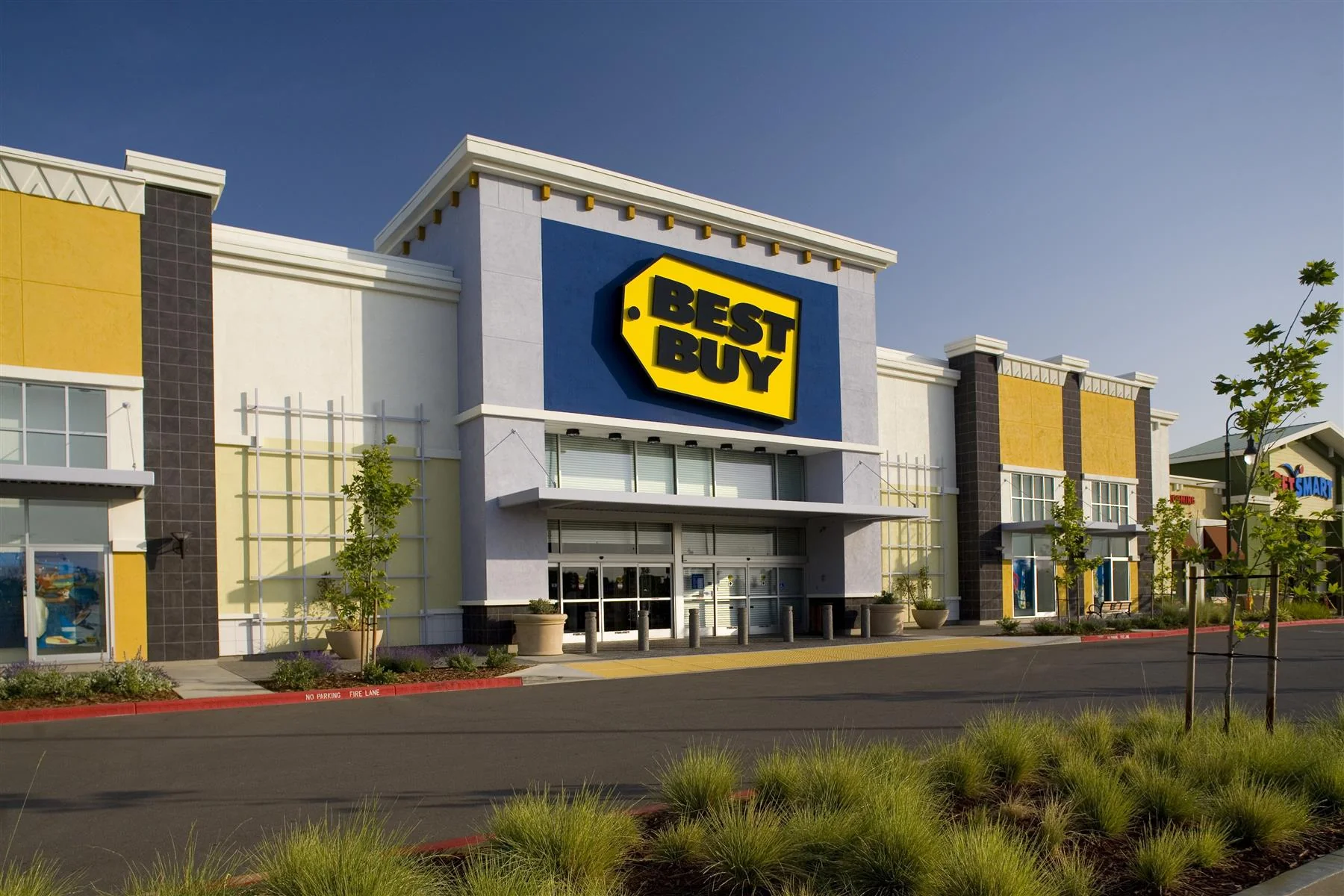 Nut Tree — Lease in Vacaville, CA, photo 4 of 8