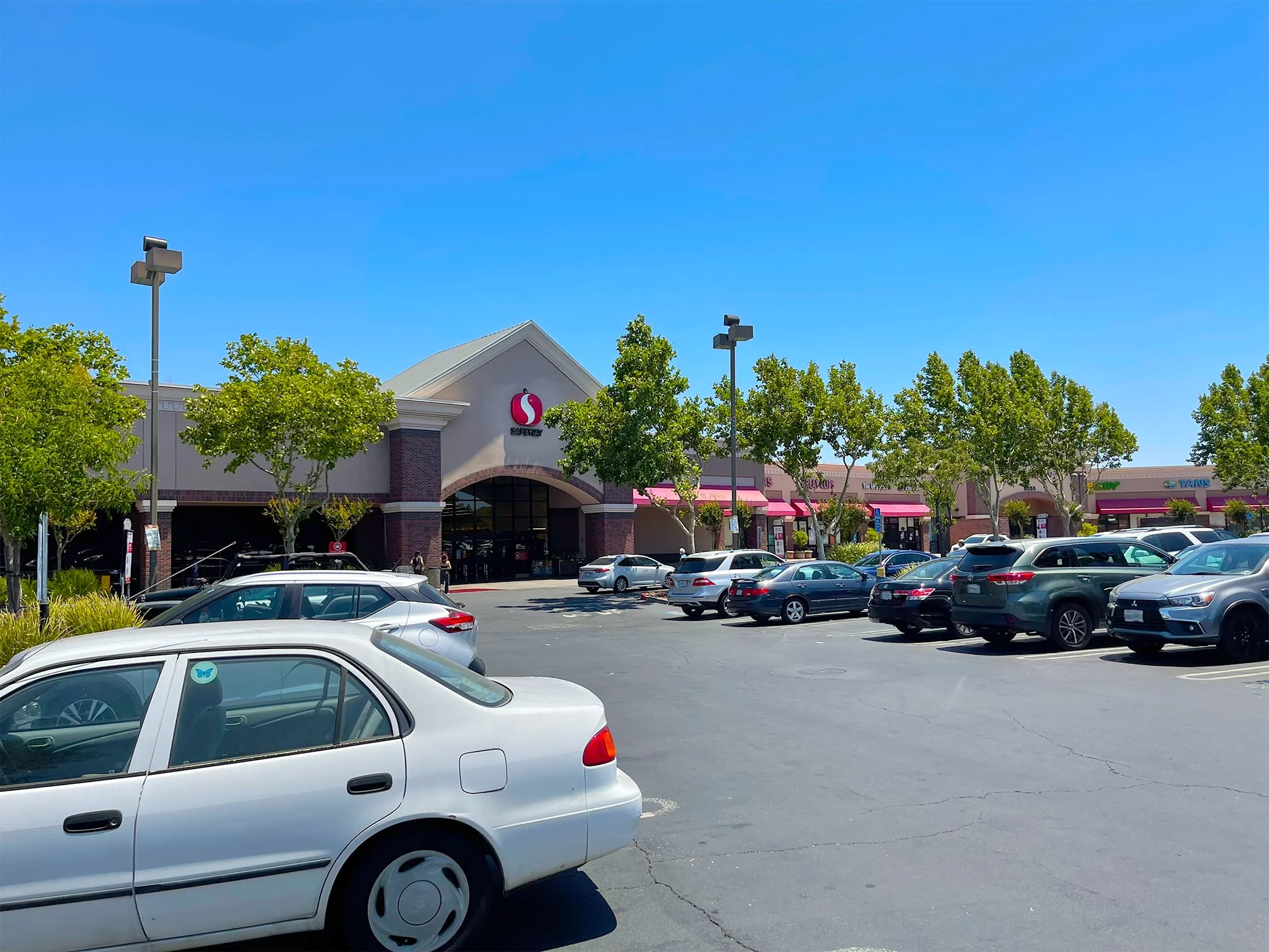 Green Valley Crossing — Lease in Fairfield, CA, photo 1 of 7