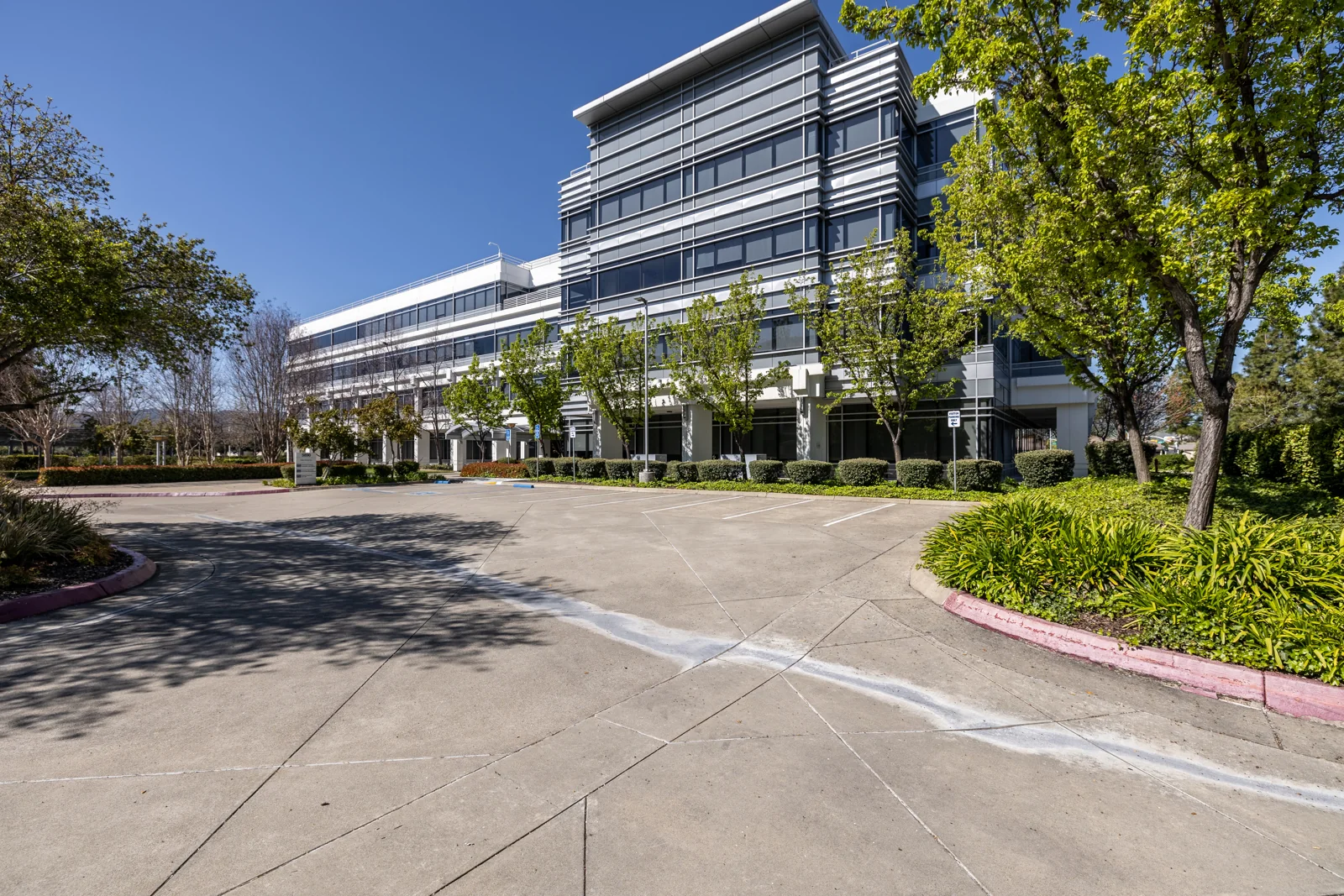 5880-5890 Owens Drive — Lease in Pleasanton, CA, photo 2 of 3