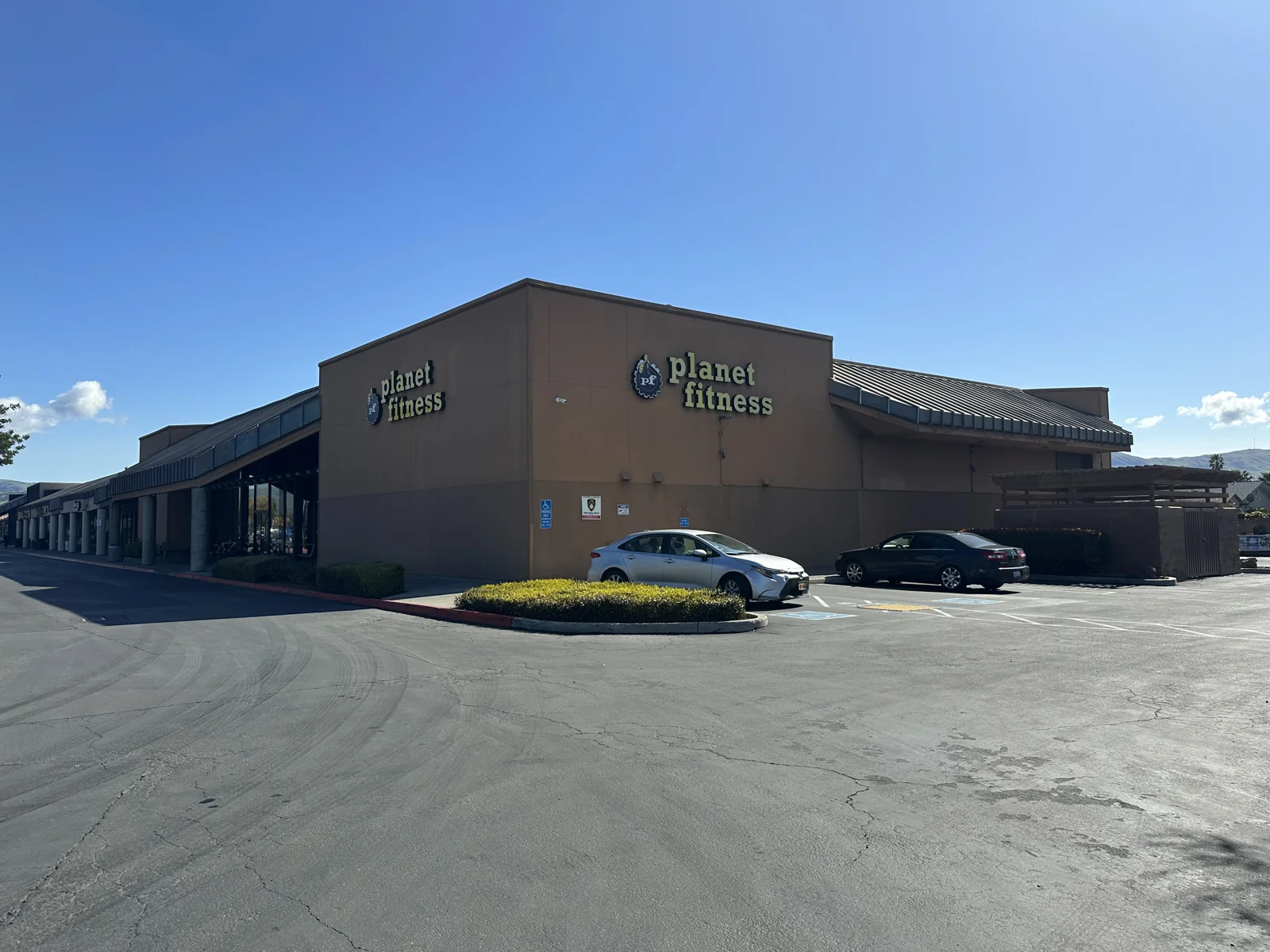 Retail in Fremont, CA — Lease in Fremont, CA, photo 3 of 3