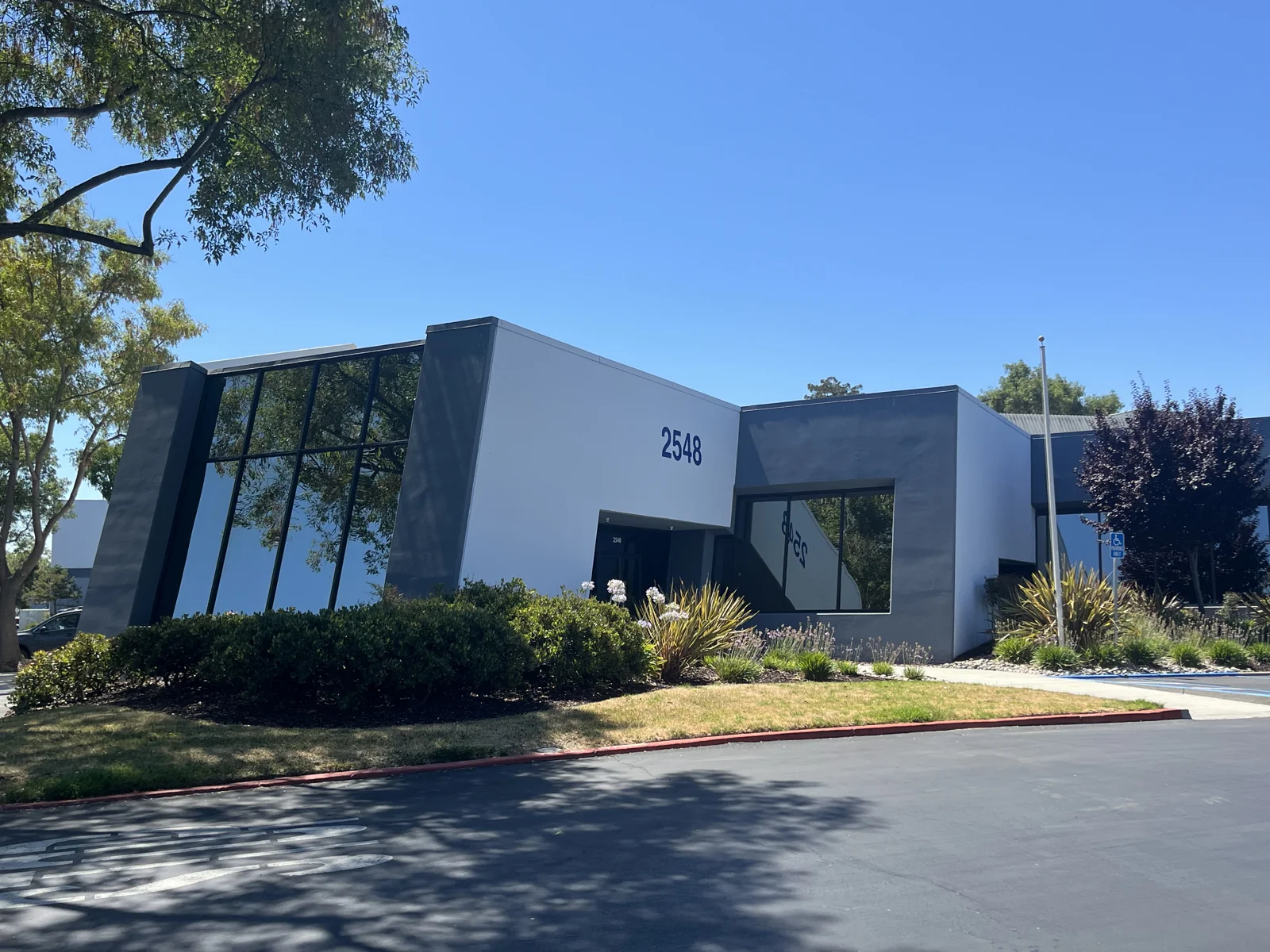 2460-2548 Zanker Road — Lease in San Jose, CA, photo 1 of 2