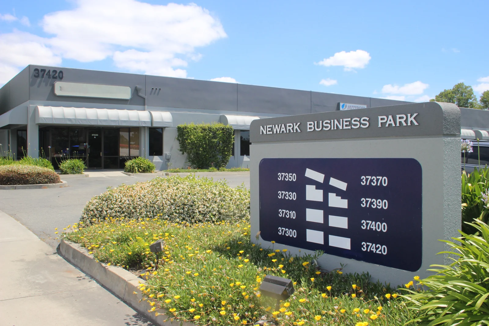 Newark Business Park — Lease in Newark, CA, photo 1 of 4