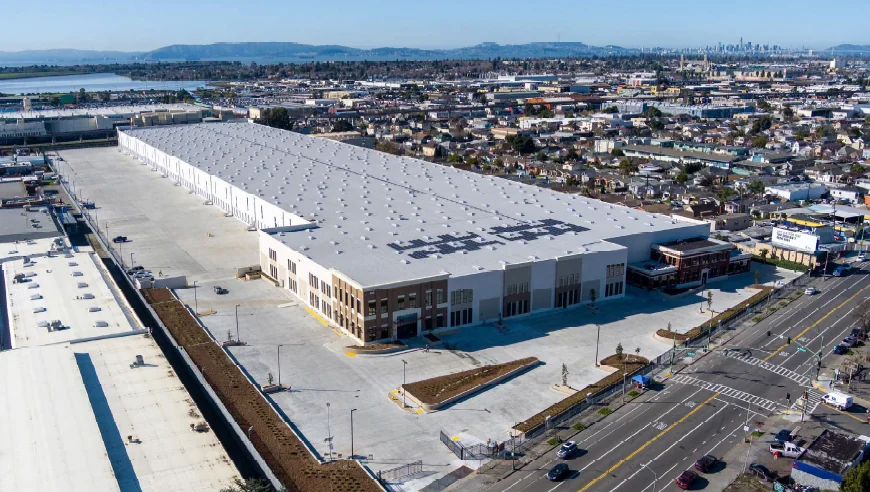 KURV OAKLAND — Lease in Oakland, CA, photo 2 of 5