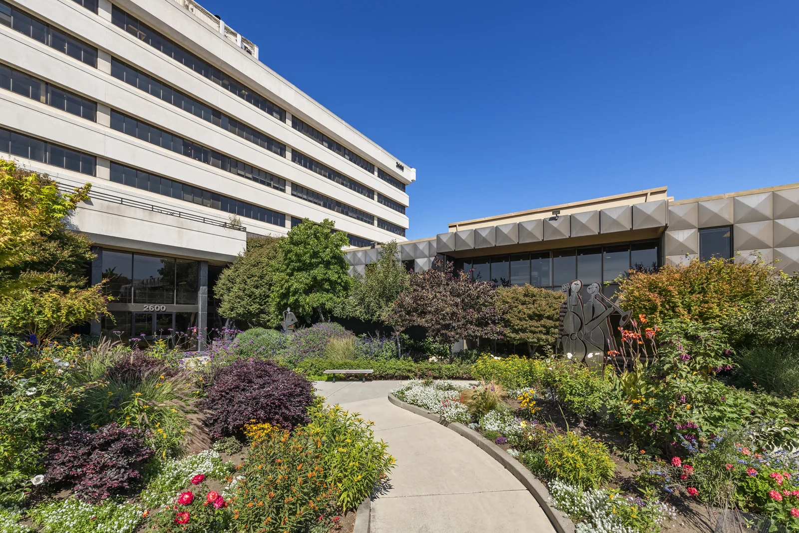 FlexIndustrial in Berkeley, CA — Lease in Berkeley, CA, photo 1 of 8