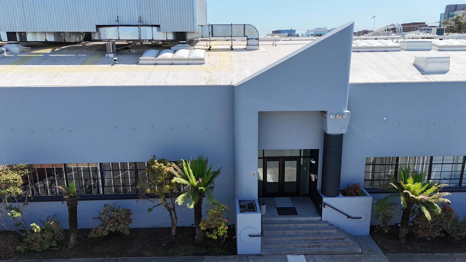 1375 Ocean Avenue / 6400 Hollis Street - Jellybean — Lease in Emeryville, CA, photo 3 of 4