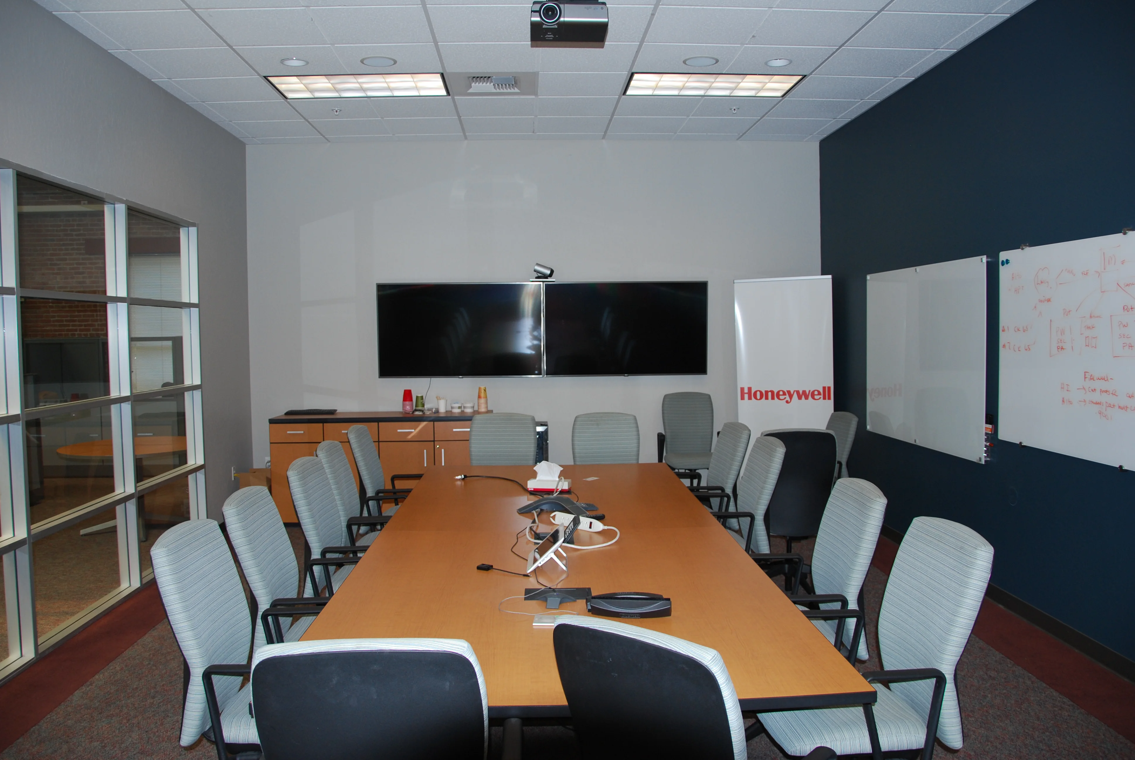 Office in Emeryville, CA — Lease in Emeryville, CA, photo 2 of 5