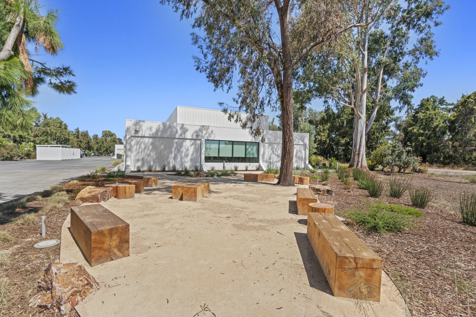Embarcadero Labs — Lease in Palo Alto, CA, photo 7 of 8