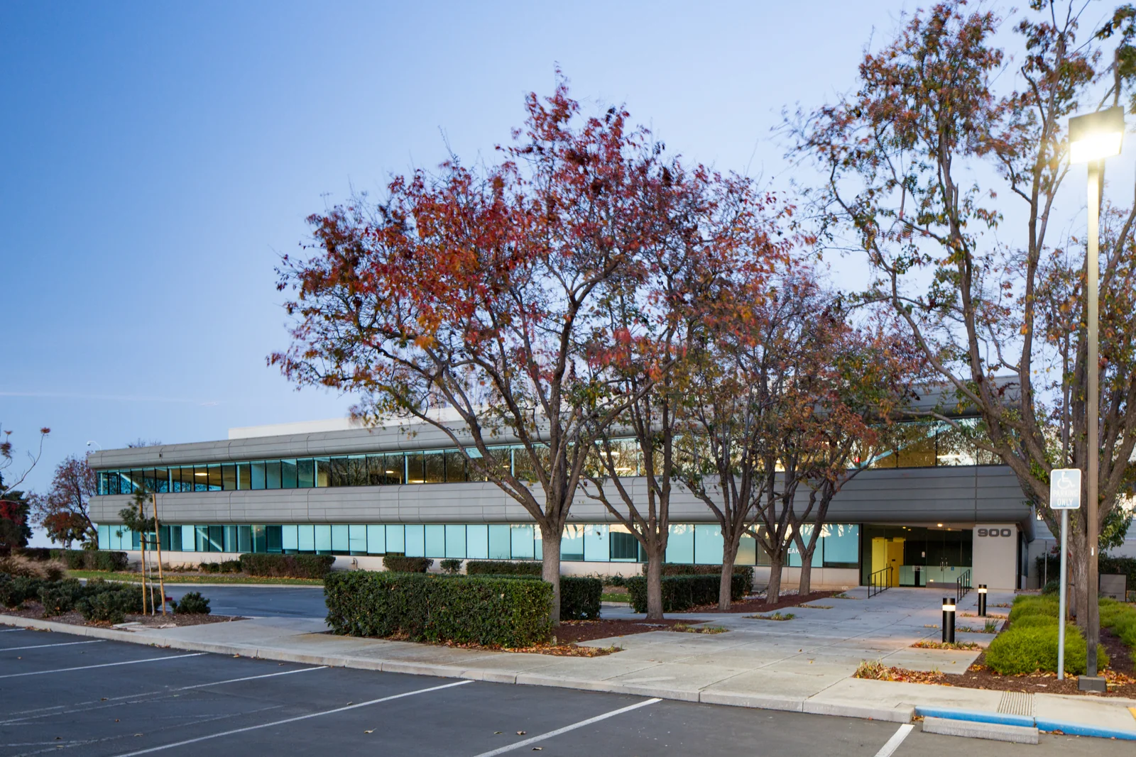 Seaport Centre — Lease in Redwood City, CA, photo 1 of 1